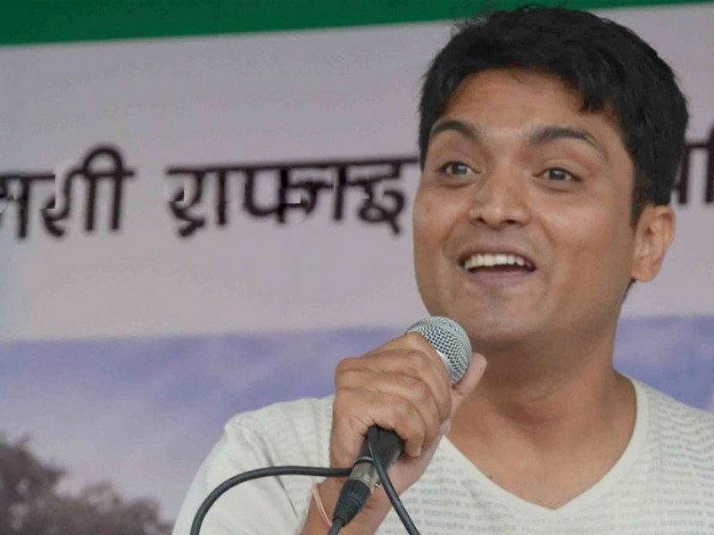 ‘कोरोना संक्रमणले भन्दा पनि मानिसहरूको प्रेमले भावुक बनाउँदोरहेछ’